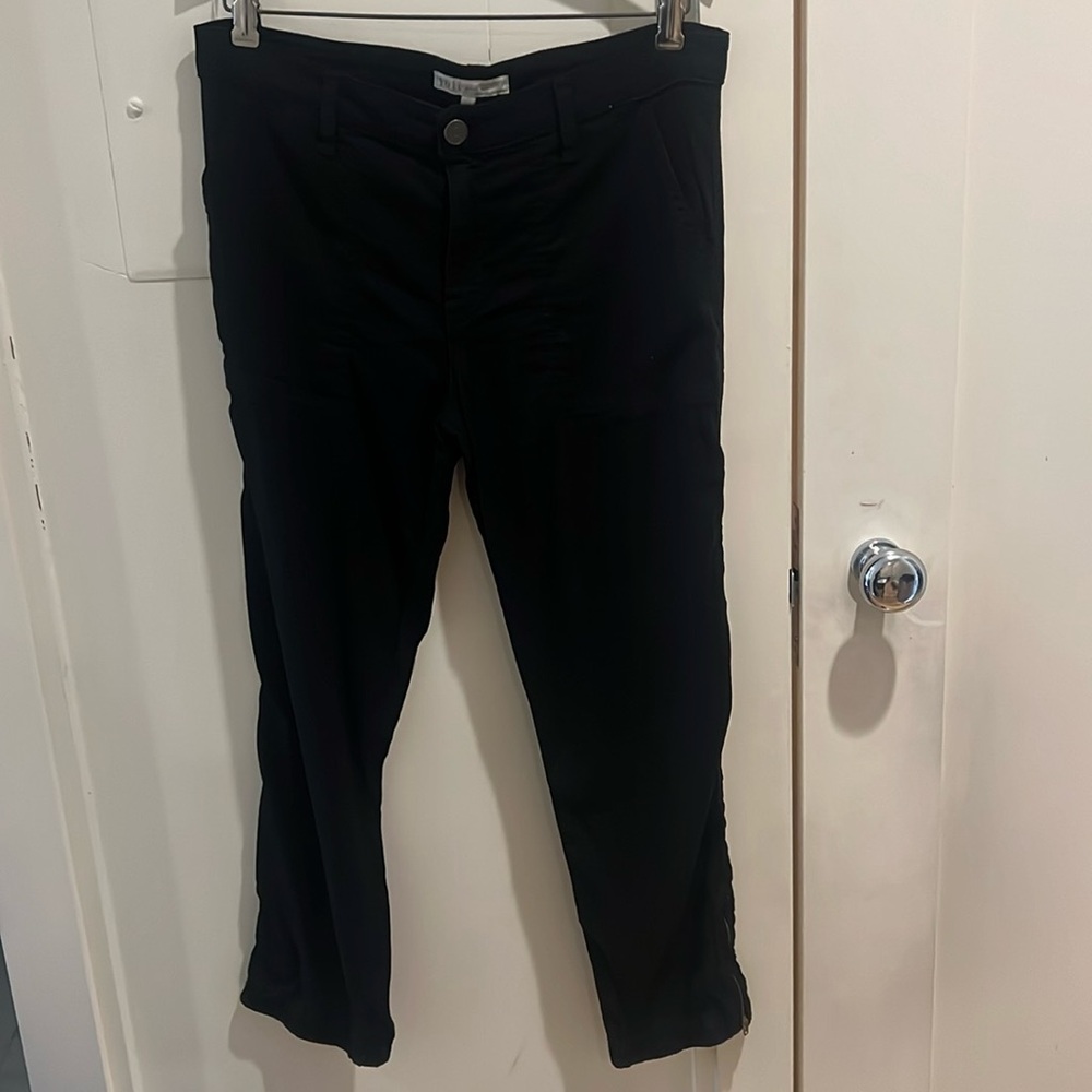 Adorable Joie pants. Great for spring / summer